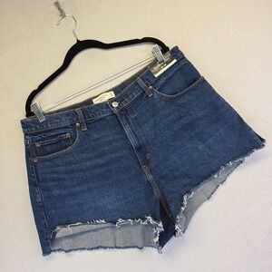 Abercrombie Fitch Mom Shorts Womens 16 Blue High Rise Raw‎ Hem Curvy Medium Wash